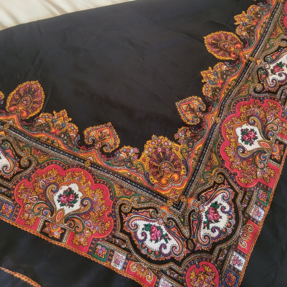 Gorgeous Fall Wrap - image 5